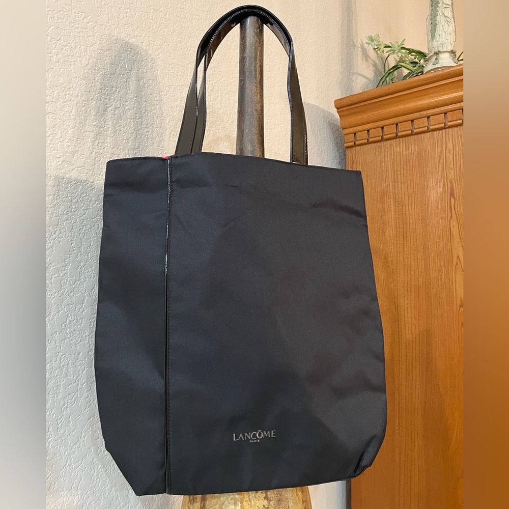 Lancôme Black and Red Reversible Travel overnight Tote Bag - Picture 2 of 14
